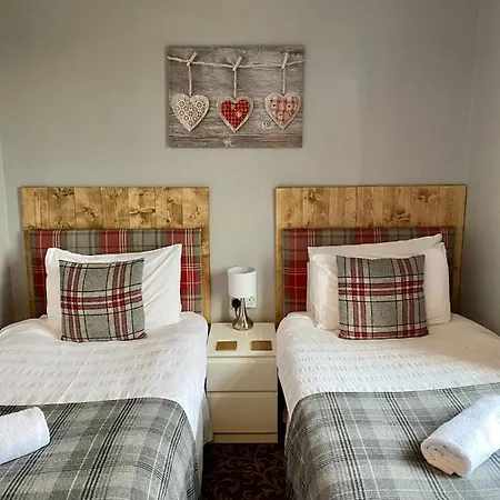 Number 19 - Self Check In - Under 4 Miles From Barrow In Furness 3* 多尔顿因弗内斯