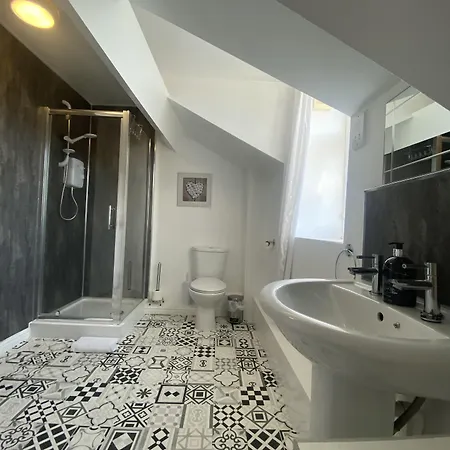 Number 19 - Self Check In - Under 4 Miles From Barrow In Furness 招待所 3*