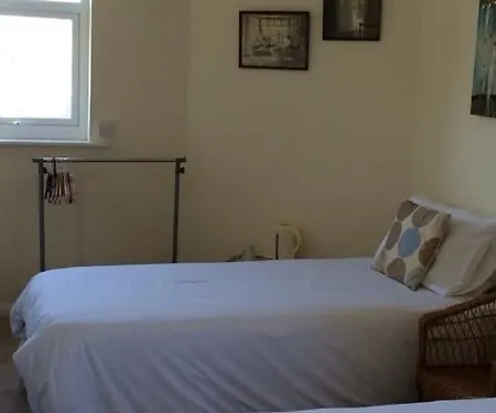 Guest house Number 19 - Self Check In - Under 4 Miles From Barrow In Furness 3*